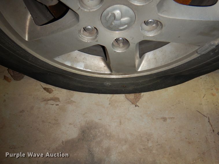 image for item HW9851 2010 Dodge Grand Caravan  van