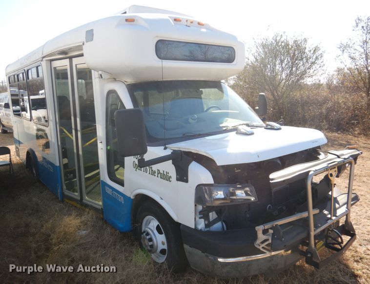 image for item HW9854 2010 Chevrolet Express  shuttle bus