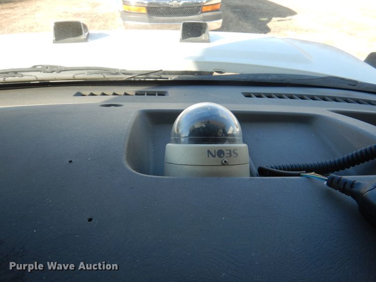 image for item HW9854 2010 Chevrolet Express  shuttle bus