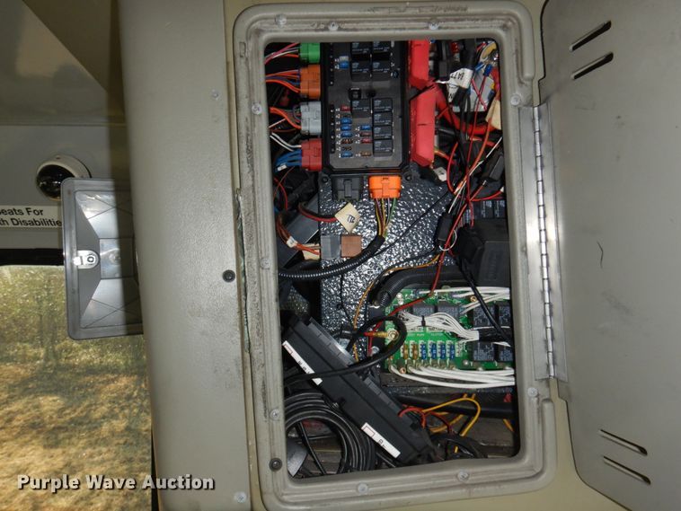 image for item HW9854 2010 Chevrolet Express  shuttle bus