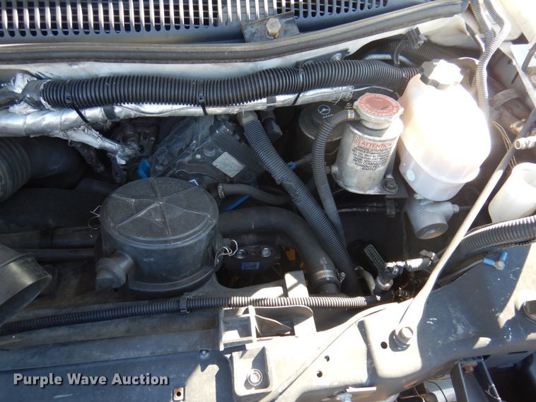 image for item HW9854 2010 Chevrolet Express  shuttle bus