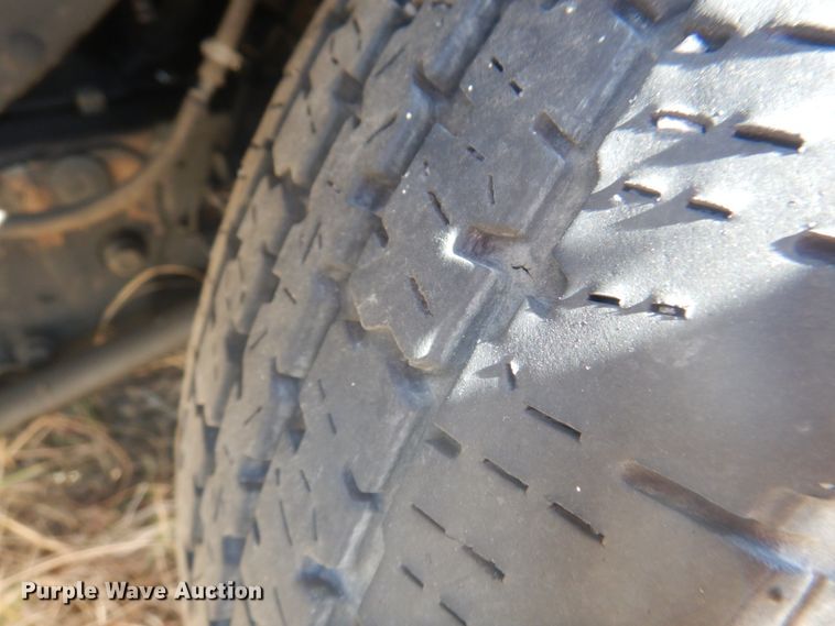 image for item HW9854 2010 Chevrolet Express  shuttle bus