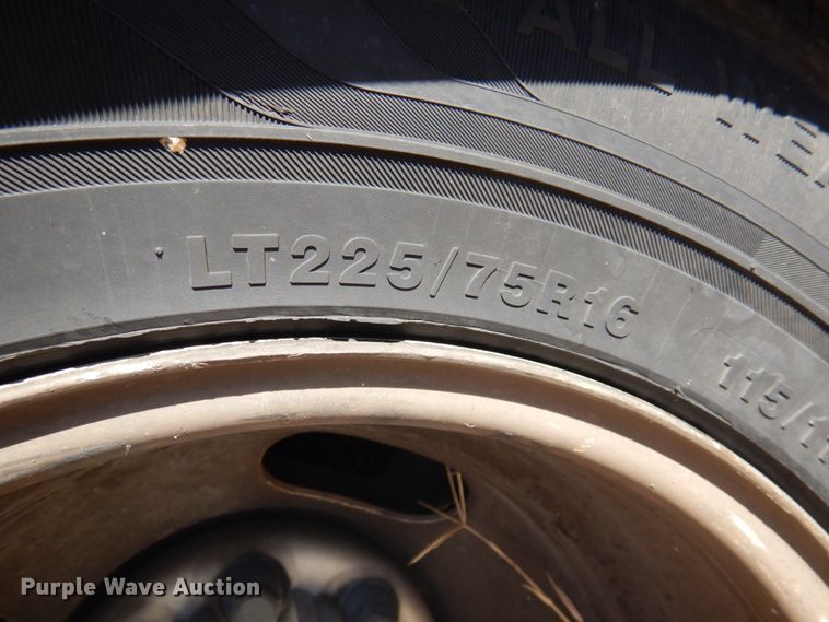 image for item HW9854 2010 Chevrolet Express  shuttle bus