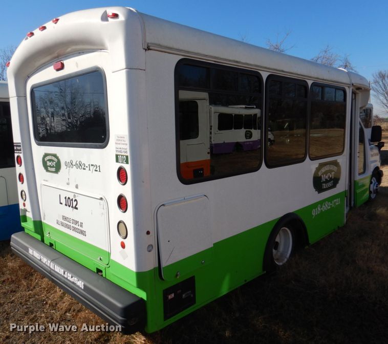 image for item HW9855 2010 Chevrolet Express  shuttle bus