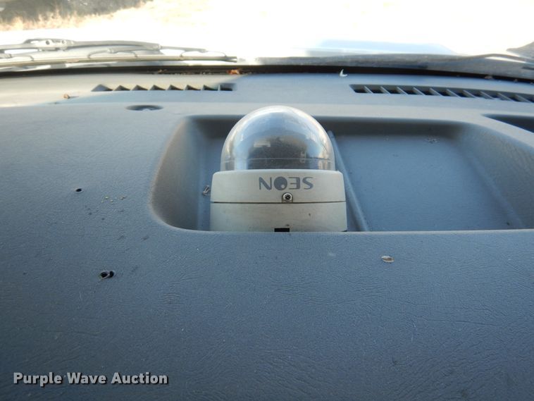 image for item HW9855 2010 Chevrolet Express  shuttle bus