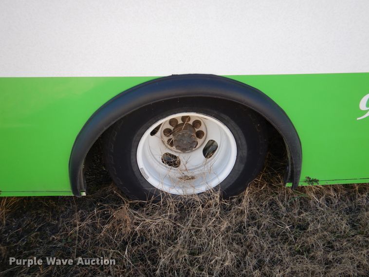 image for item HW9855 2010 Chevrolet Express  shuttle bus