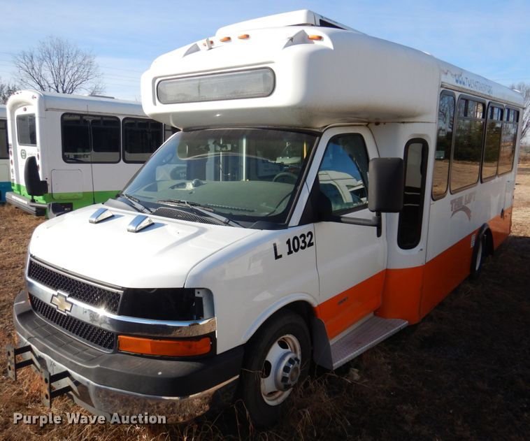 image for item HW9856 2010 Chevrolet Express  shuttle bus