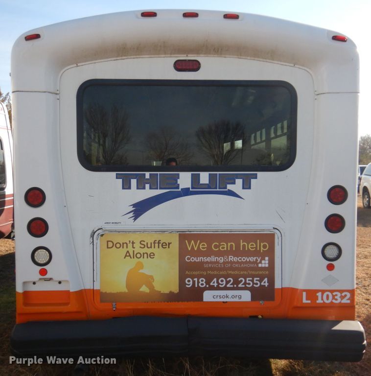 image for item HW9856 2010 Chevrolet Express  shuttle bus