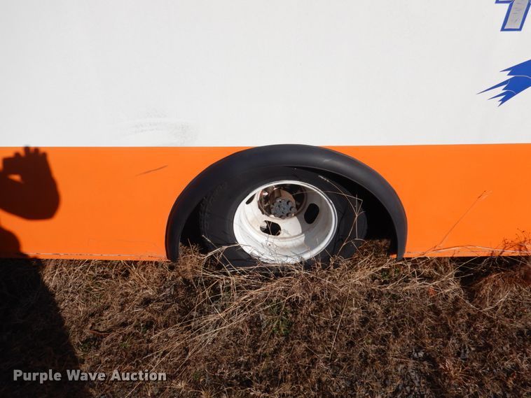 image for item HW9856 2010 Chevrolet Express  shuttle bus