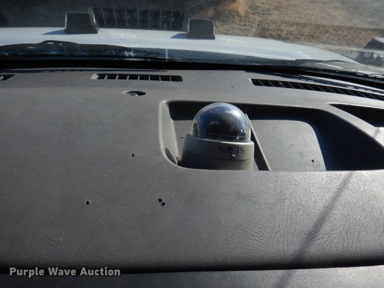 image for item HW9859 2010 Chevrolet Express  shuttle bus