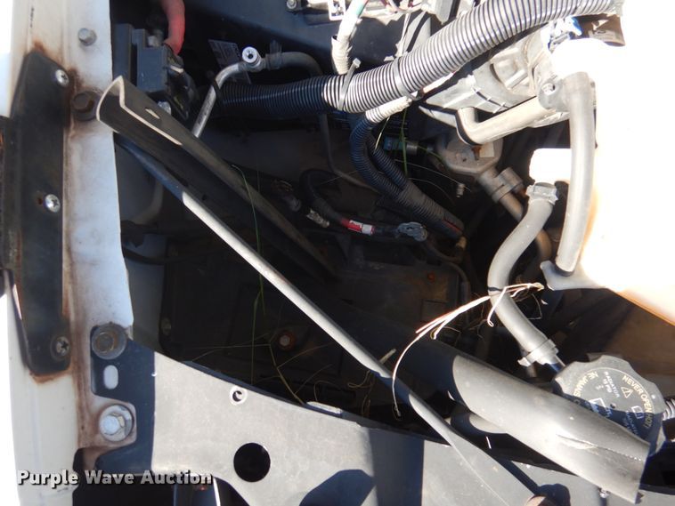 image for item HW9859 2010 Chevrolet Express  shuttle bus