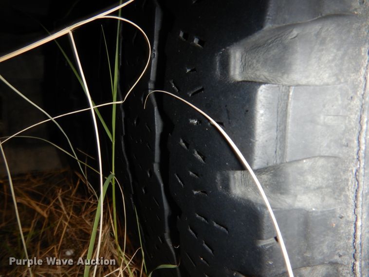 image for item HW9859 2010 Chevrolet Express  shuttle bus