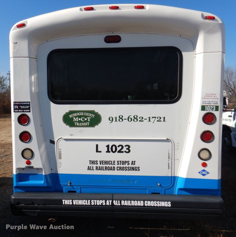 image for item HW9860 2010 Chevrolet Express  shuttle bus