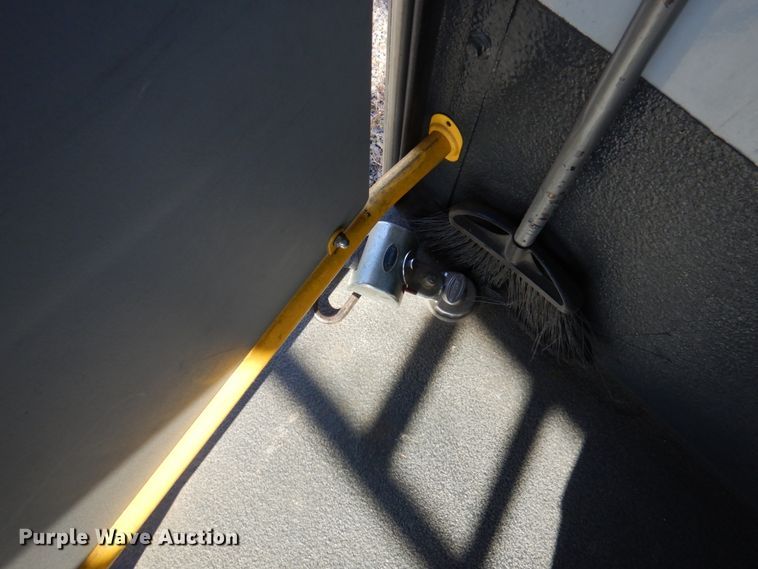 image for item HW9860 2010 Chevrolet Express  shuttle bus