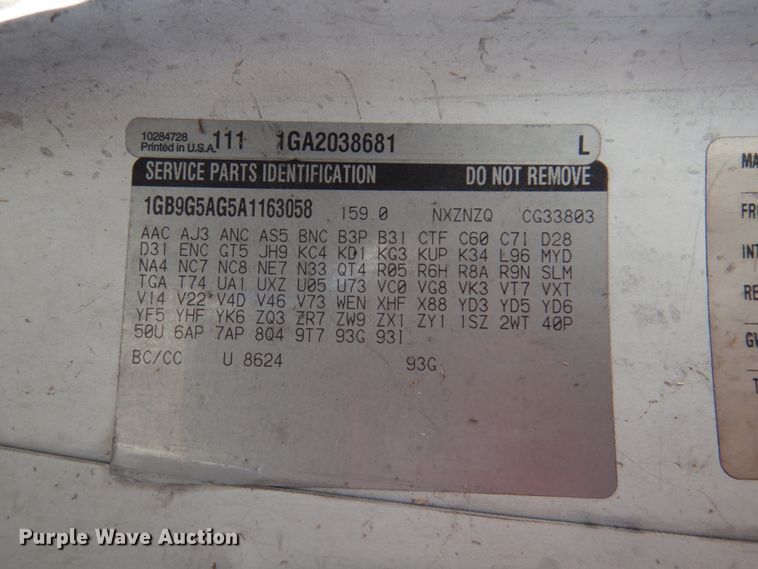 image for item HW9860 2010 Chevrolet Express  shuttle bus