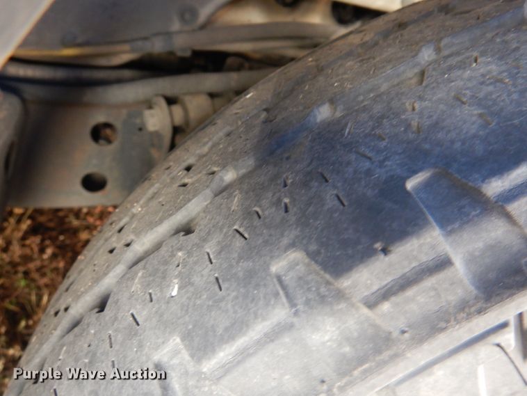 image for item HW9862 2010 Chevrolet Express  shuttle bus