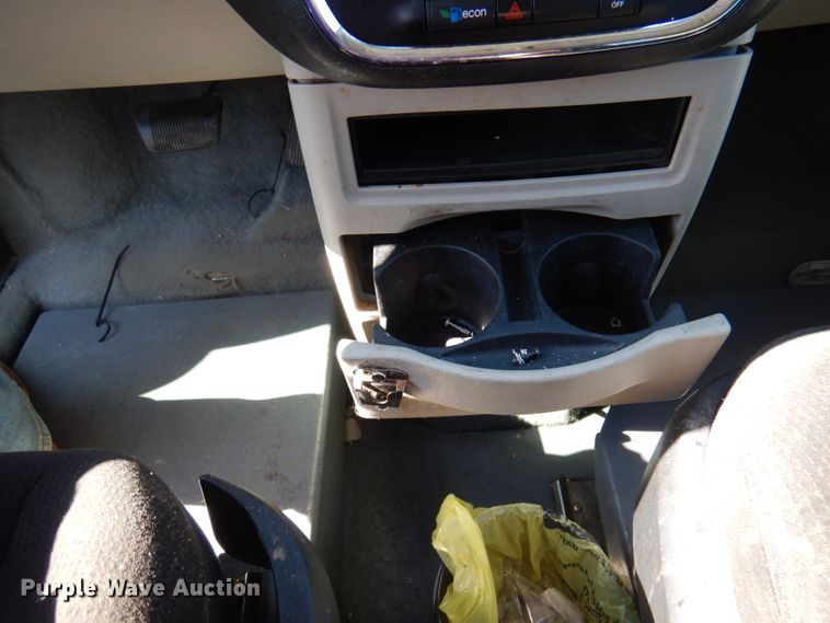 image for item HW9864 2015 Dodge Grand Caravan  handicap accessible van