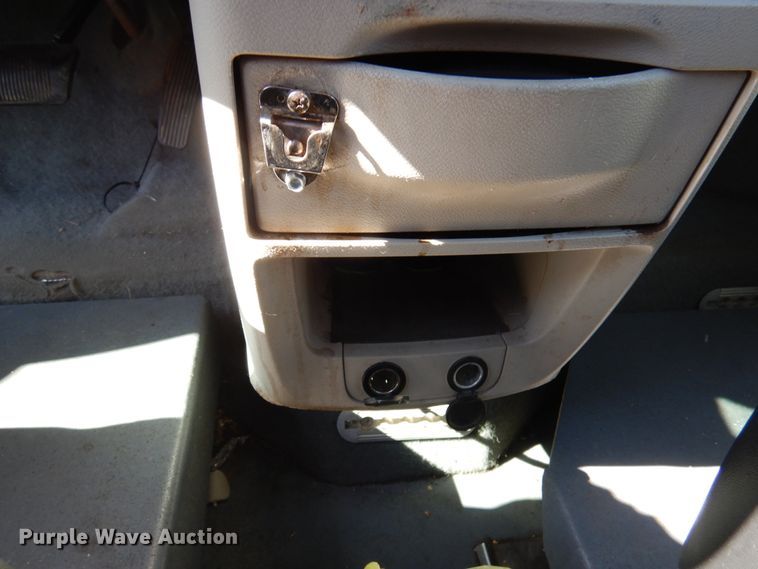 image for item HW9864 2015 Dodge Grand Caravan  handicap accessible van