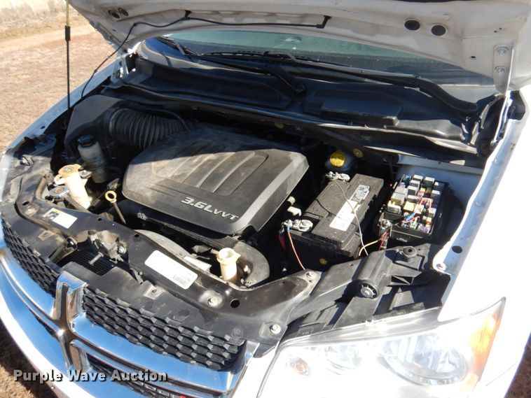 image for item HW9864 2015 Dodge Grand Caravan  handicap accessible van