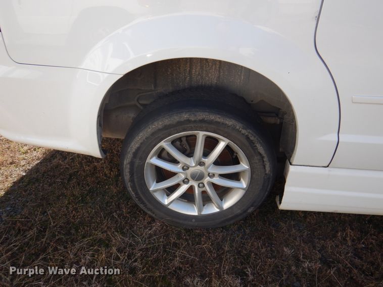 image for item HW9864 2015 Dodge Grand Caravan  handicap accessible van