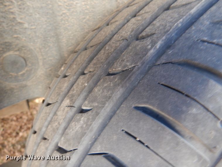 image for item HW9865 2005 Dodge Grand Caravan  van