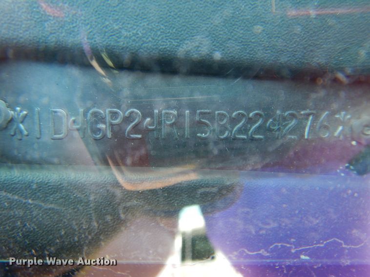 image for item HW9865 2005 Dodge Grand Caravan  van