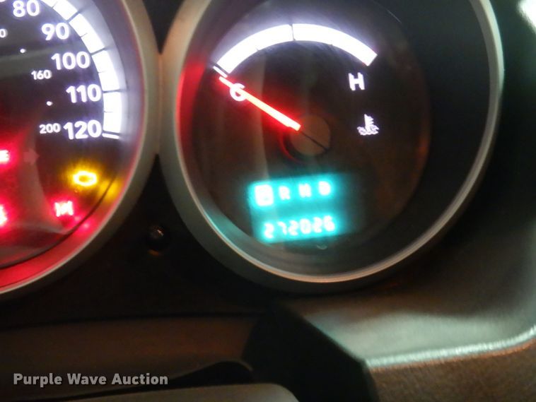 image for item HW9868 2010 Dodge Grand Caravan  van