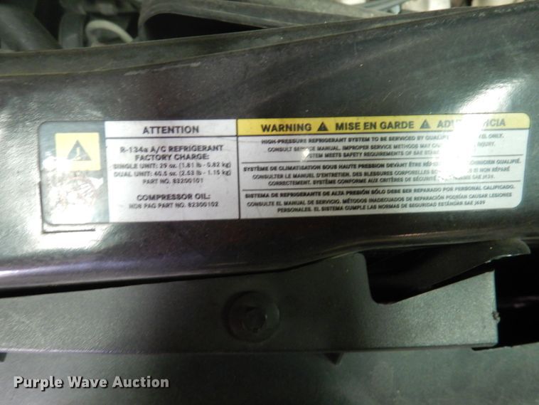 image for item HW9868 2010 Dodge Grand Caravan  van