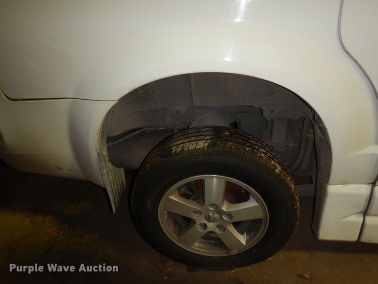 image for item HW9868 2010 Dodge Grand Caravan  van