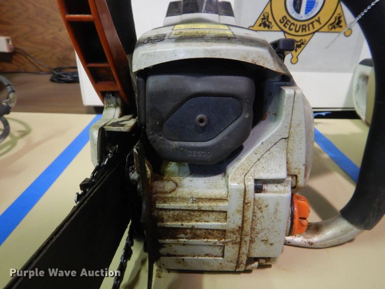 image for item HY9843 Echo CS-520 chainsaw