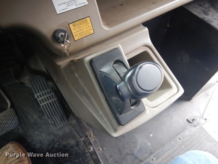 image for item IG9204 2005 Thomas  school bus