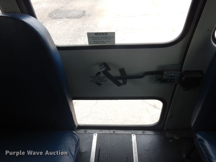 image for item IG9204 2005 Thomas  school bus