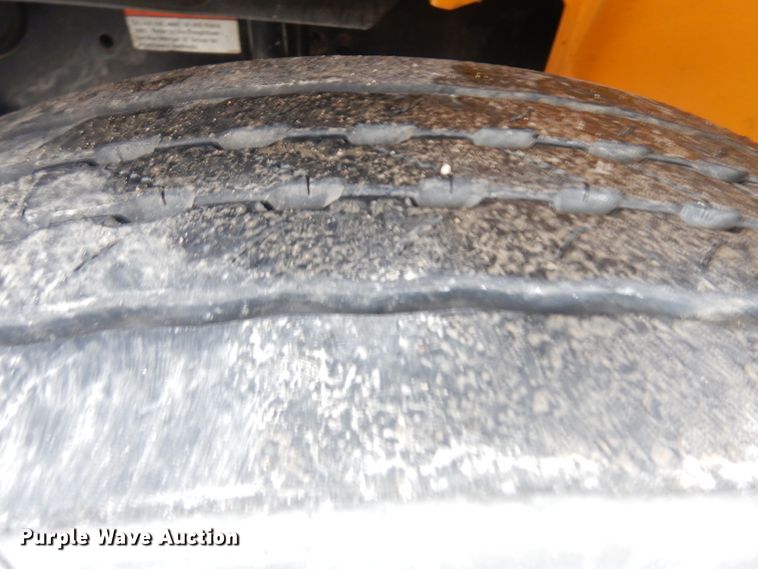 image for item IG9204 2005 Thomas  school bus