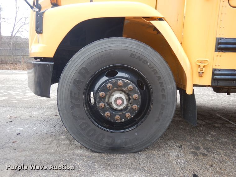 image for item IG9204 2005 Thomas  school bus