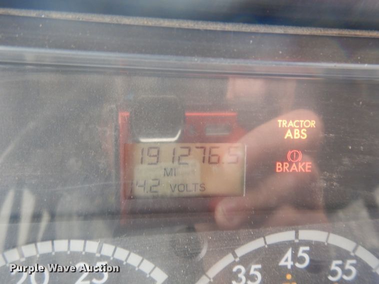 image for item IG9205 2005 Thomas  school bus