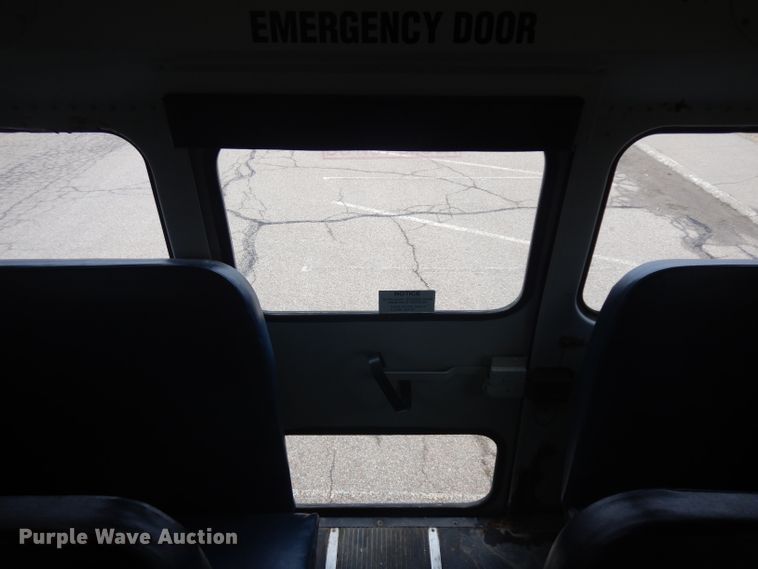 image for item IG9205 2005 Thomas  school bus