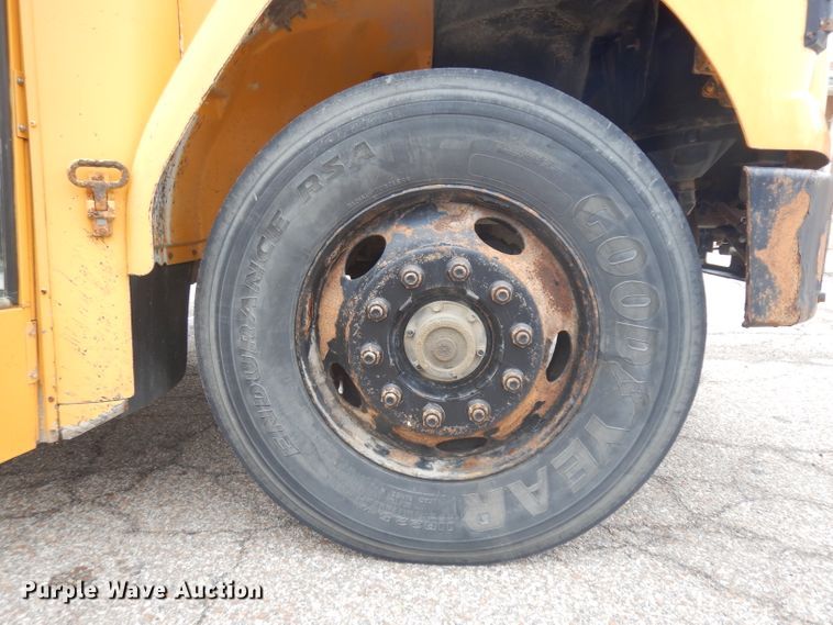 image for item IG9205 2005 Thomas  school bus