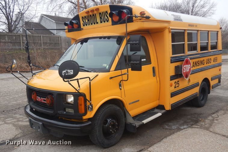 image for item IG9206 2002 Thomas  school bus