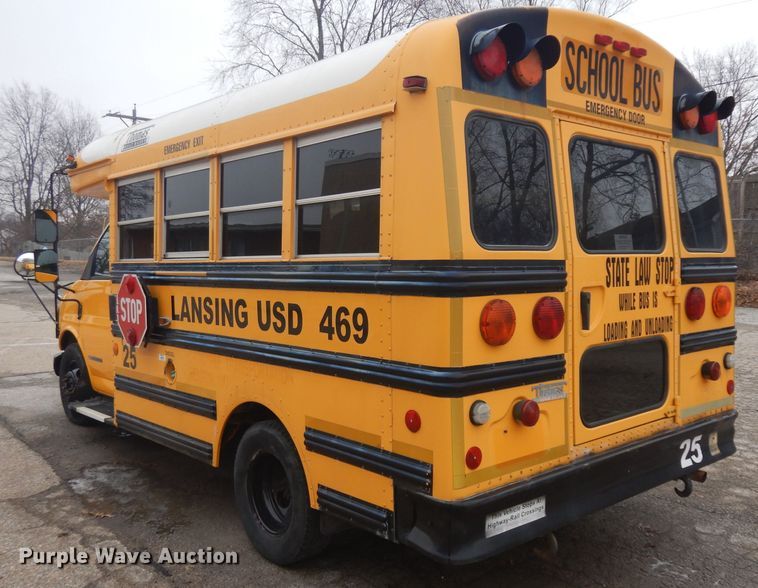 image for item IG9206 2002 Thomas  school bus