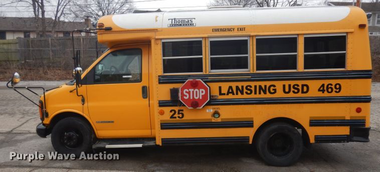 image for item IG9206 2002 Thomas  school bus