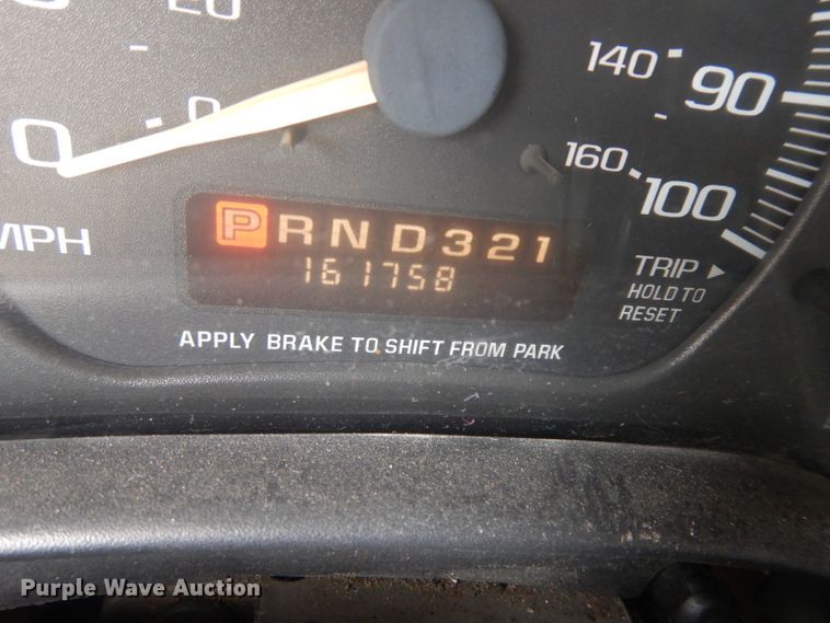 image for item IG9206 2002 Thomas  school bus