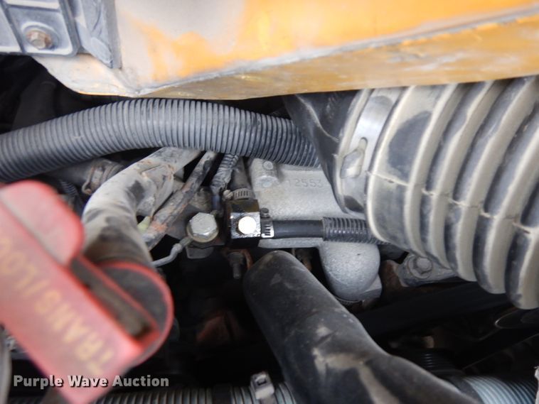 image for item IG9206 2002 Thomas  school bus