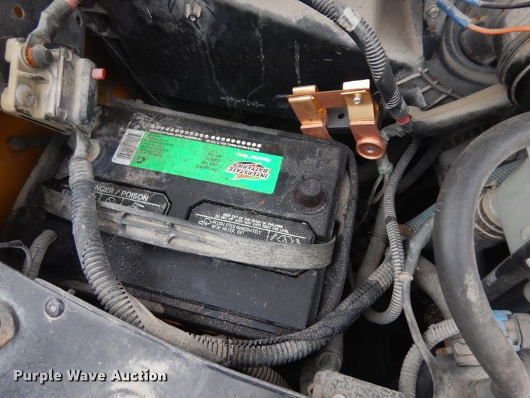 image for item IG9206 2002 Thomas  school bus