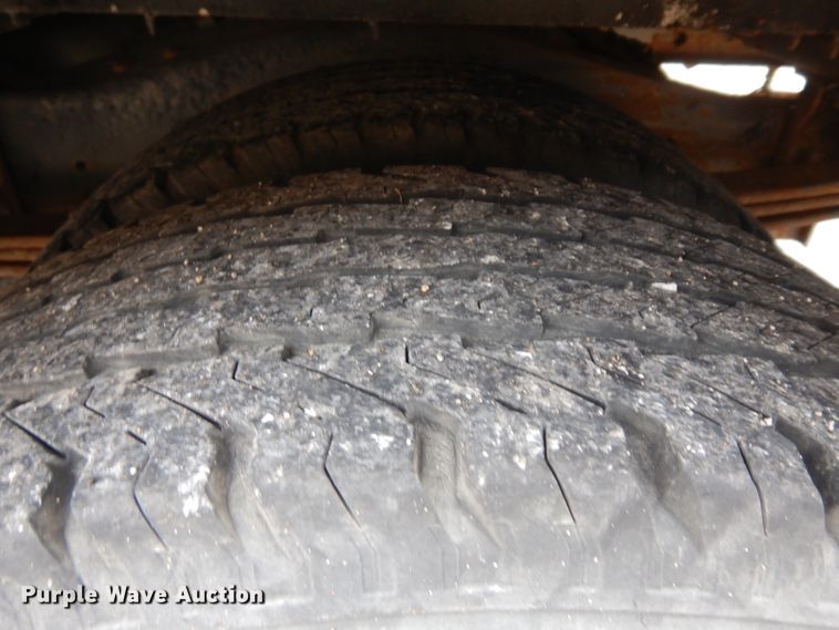 image for item IG9206 2002 Thomas  school bus