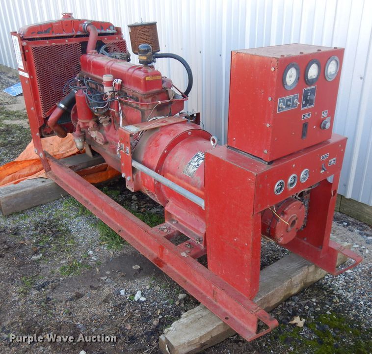 image for item IG9223 International Harvester UB-220  generator set