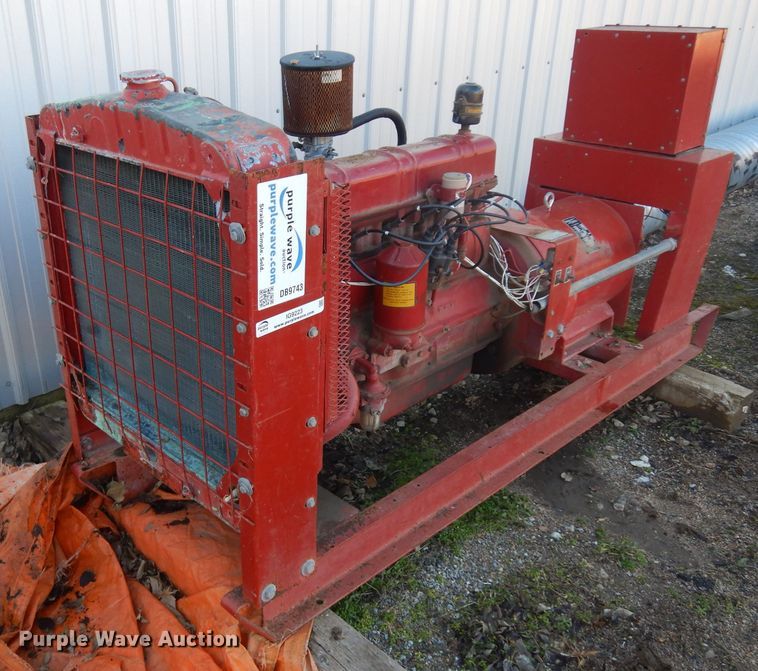 image for item IG9223 International Harvester UB-220  generator set