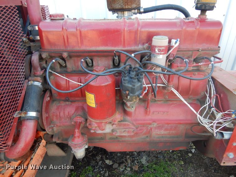 image for item IG9223 International Harvester UB-220  generator set