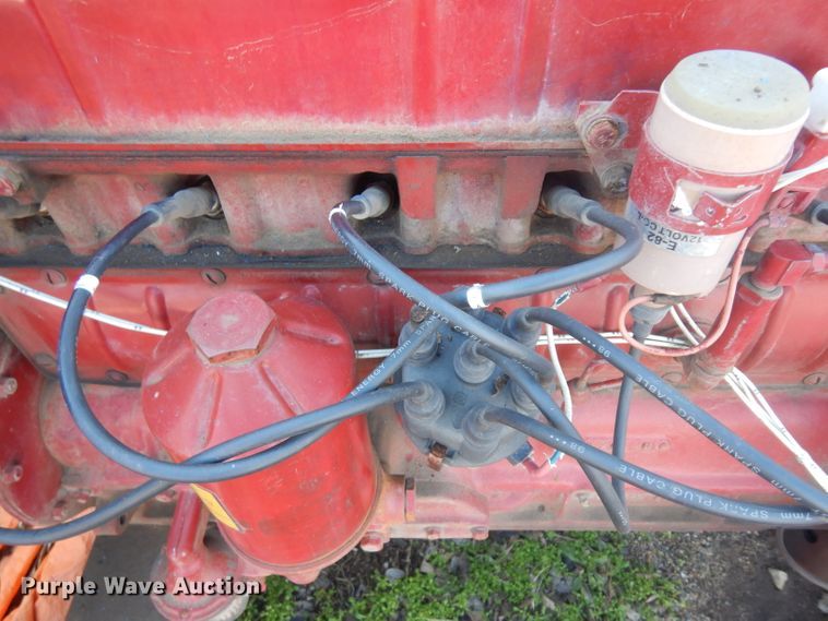 image for item IG9223 International Harvester UB-220  generator set