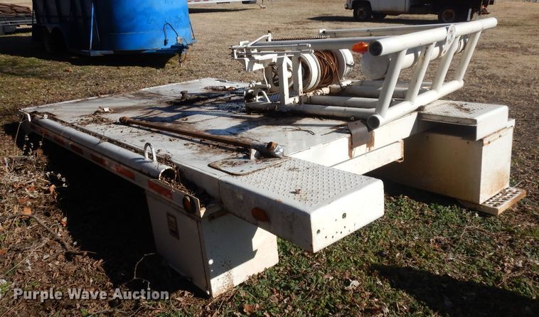 image for item IG9224 Leland winch bed