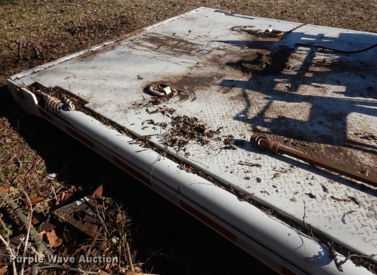 image for item IG9224 Leland winch bed